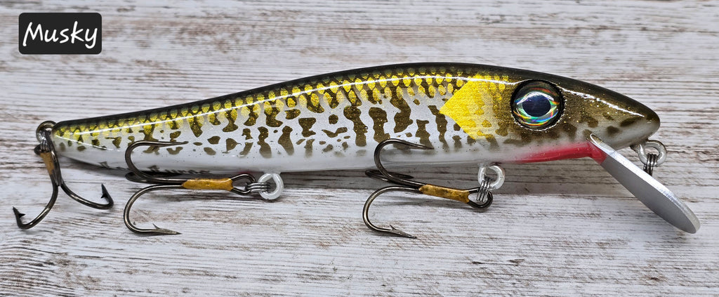 fish play dead to lure prey Death Pause Minnow 7.5"