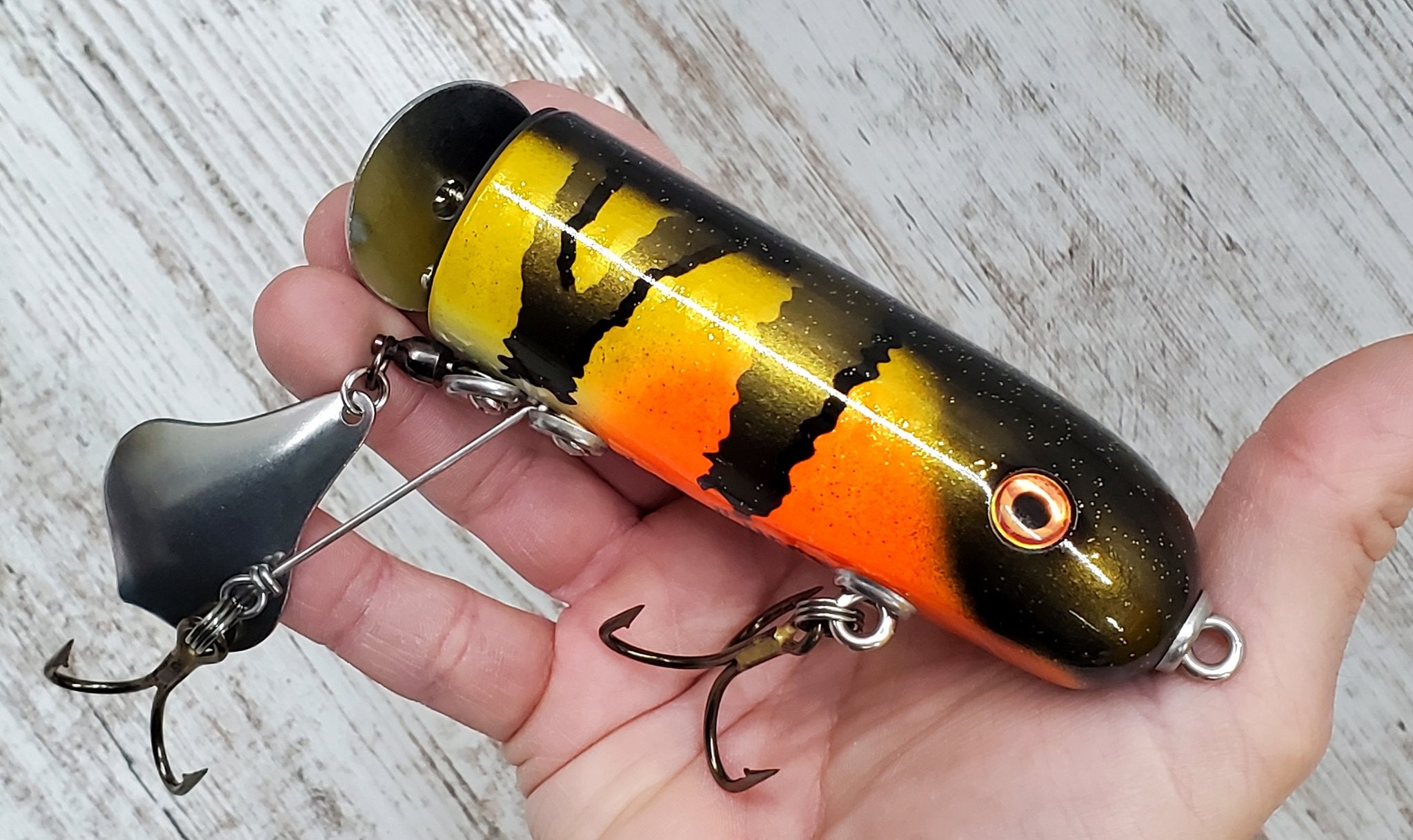 Making a jointed through-wire musky lure 